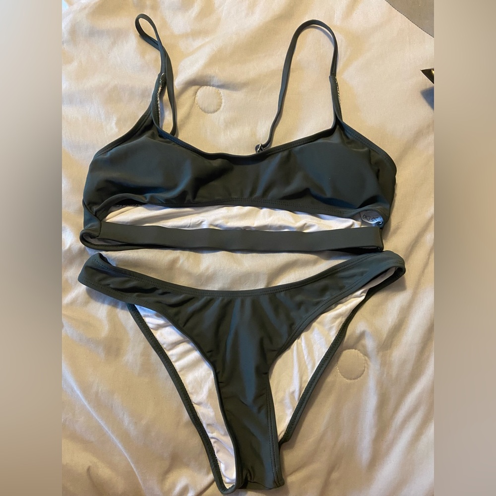 Green bikini large